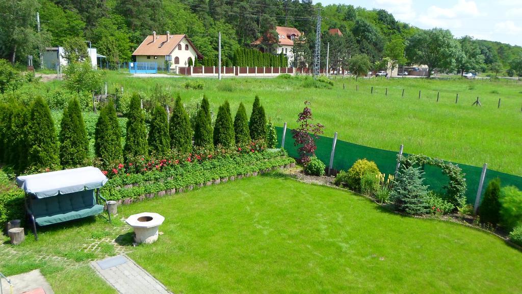 Pacsirta Vendégház Egerszalók Exterior foto